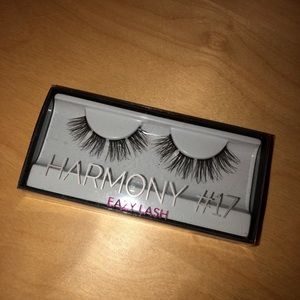 Huda Beauty False lashes